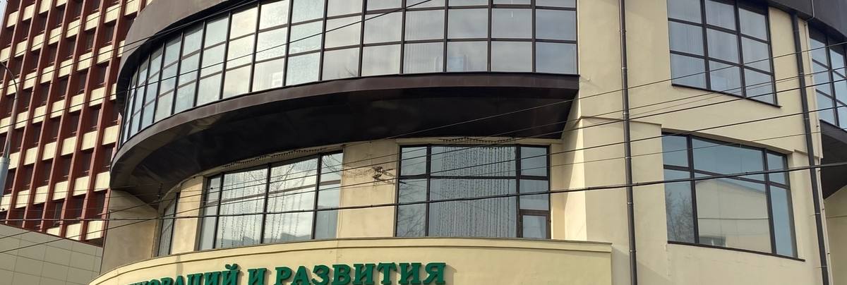 Помещение 3 780 м² Помещение 3 780 м²