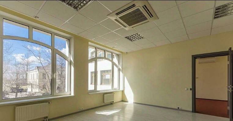 Офис 1 400 м² Офис 1 400 м²