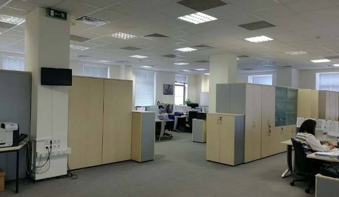 Помещение 1 056 м² Помещение 1 056 м²
