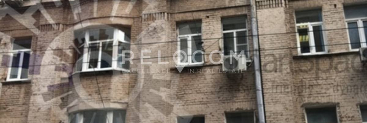 Административное здание Большой Златоустинский  пер. 7.