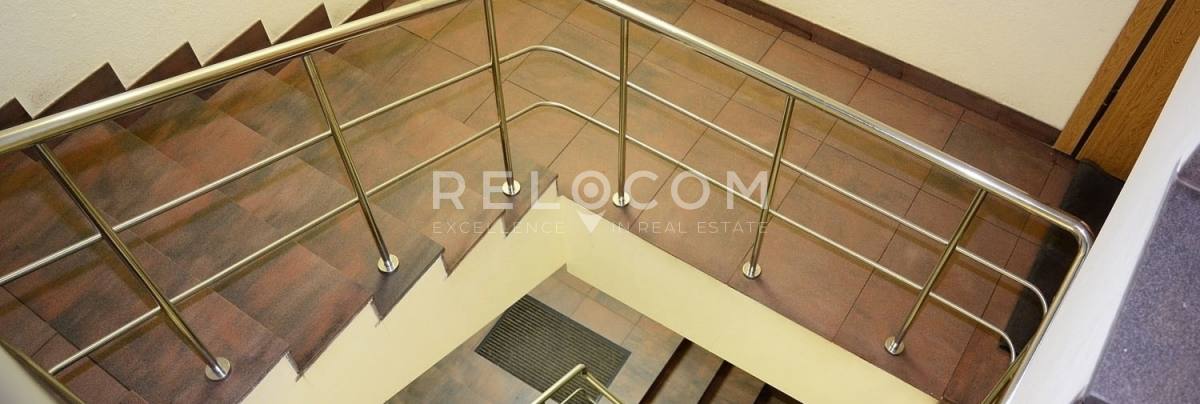 Административное здание Верхняя Красносельская 1