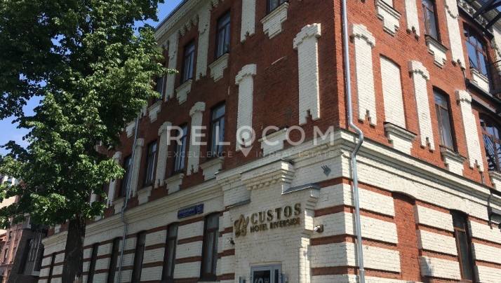 Административное здание Серебрянический пер. 15.