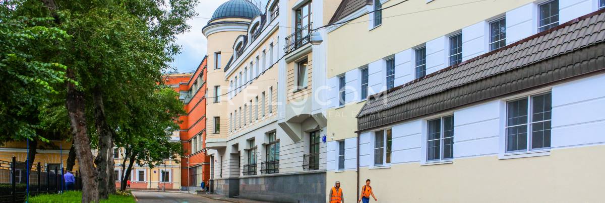 БЦ Средний Овчинниковский пер. 4, стр. 1.