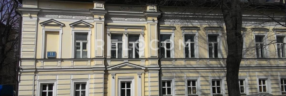 Административное здание Солженицына 11