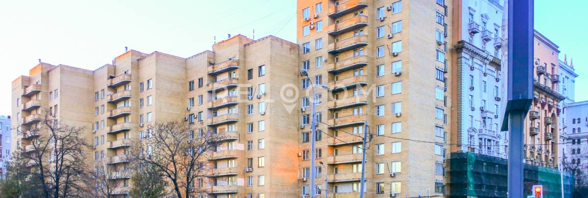 Жилой дом Гончарный пр-д 8/40.